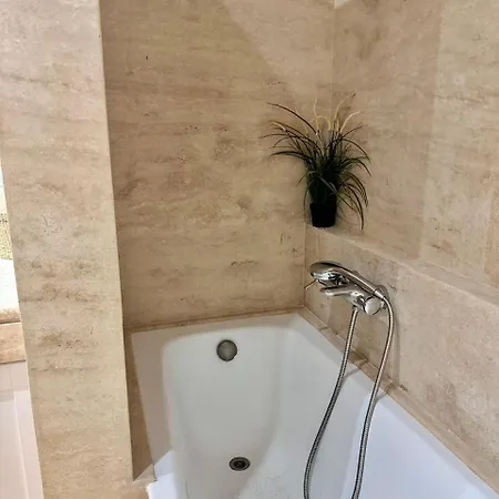 Daire By Goutos Luxury Living *